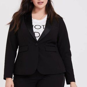 Torrid Black Satin Collar Tuxedo Blazer, Size 0/L/12